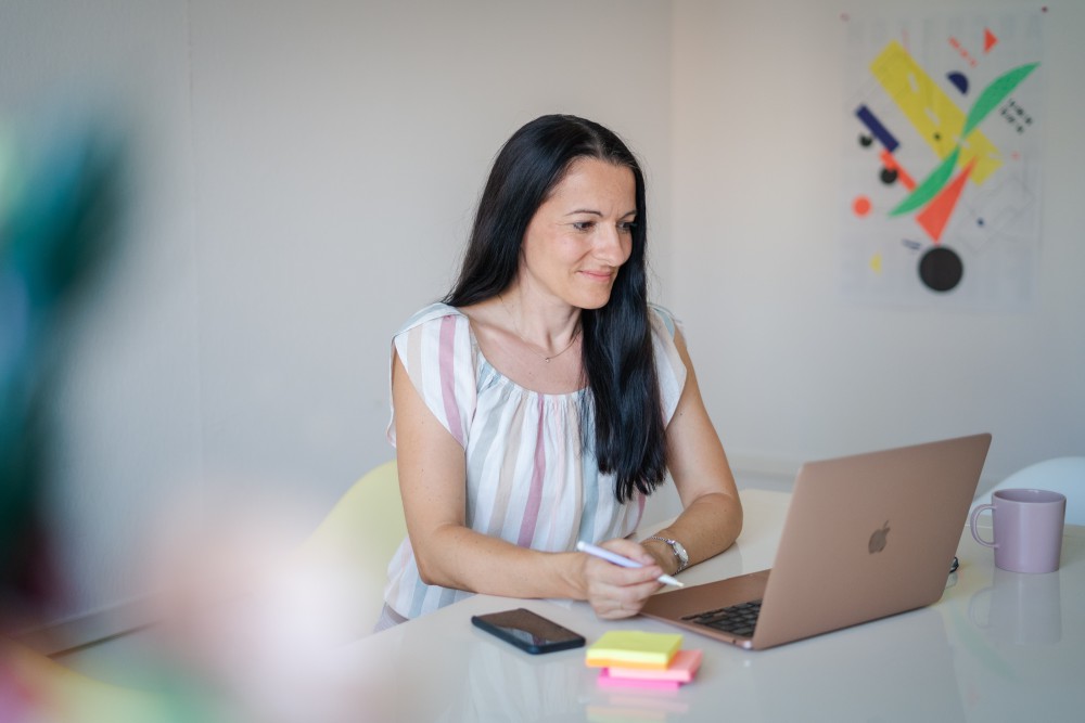 Janett Dudda im Online Training für Führungskräfte